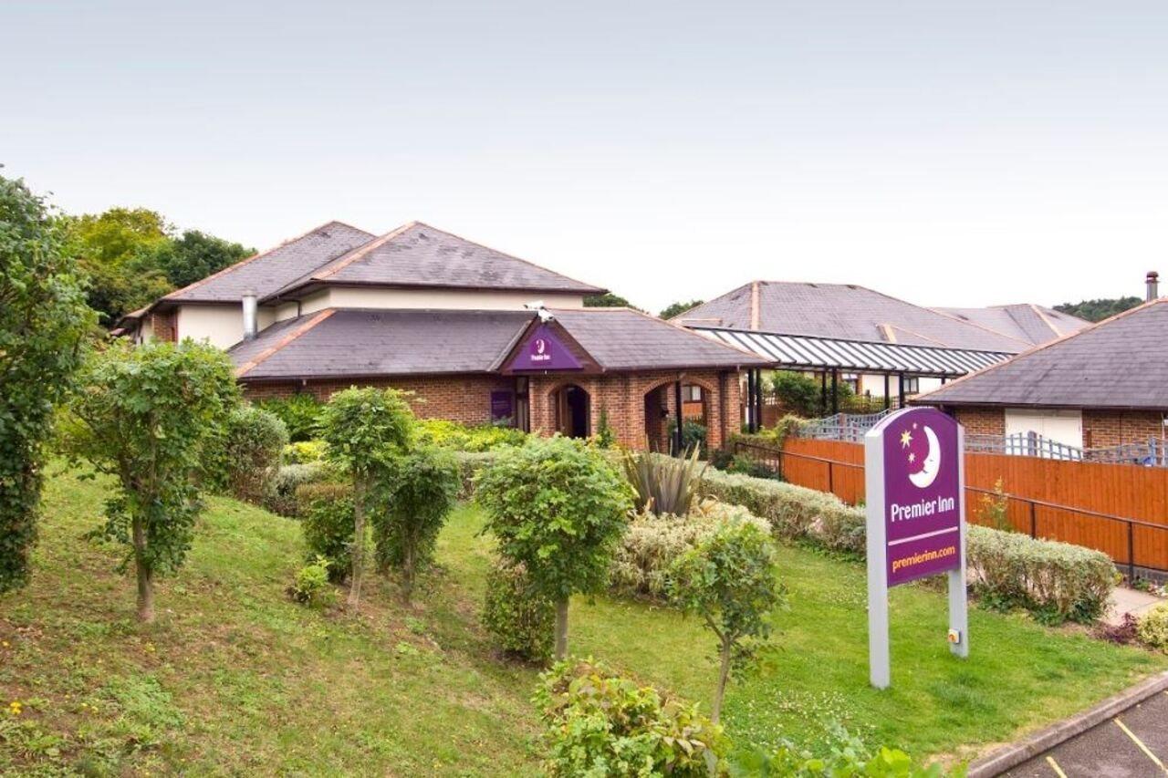 Premier Inn High Wycombe/Beaconsfield Ngoại thất bức ảnh