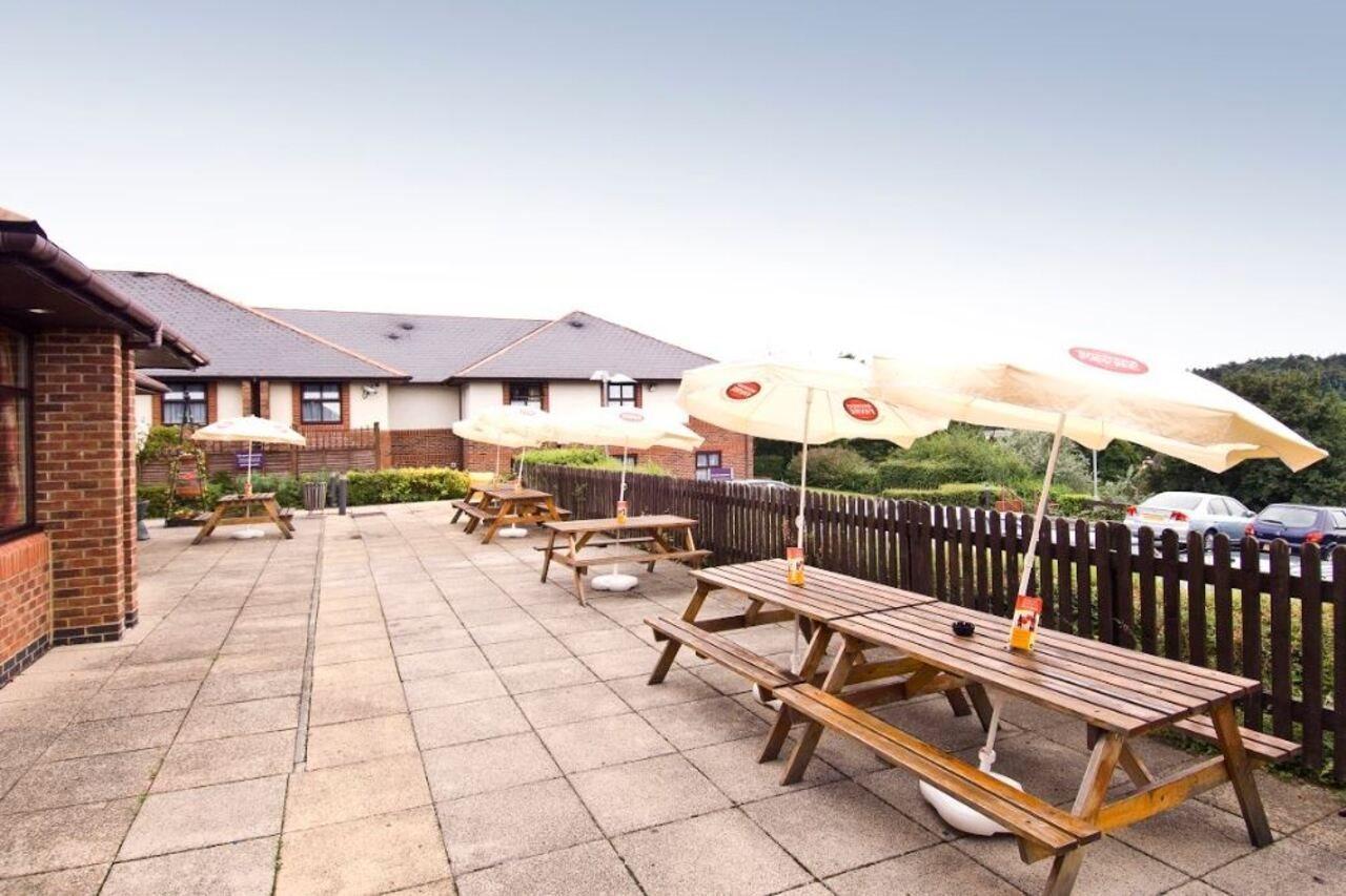 Premier Inn High Wycombe/Beaconsfield Ngoại thất bức ảnh