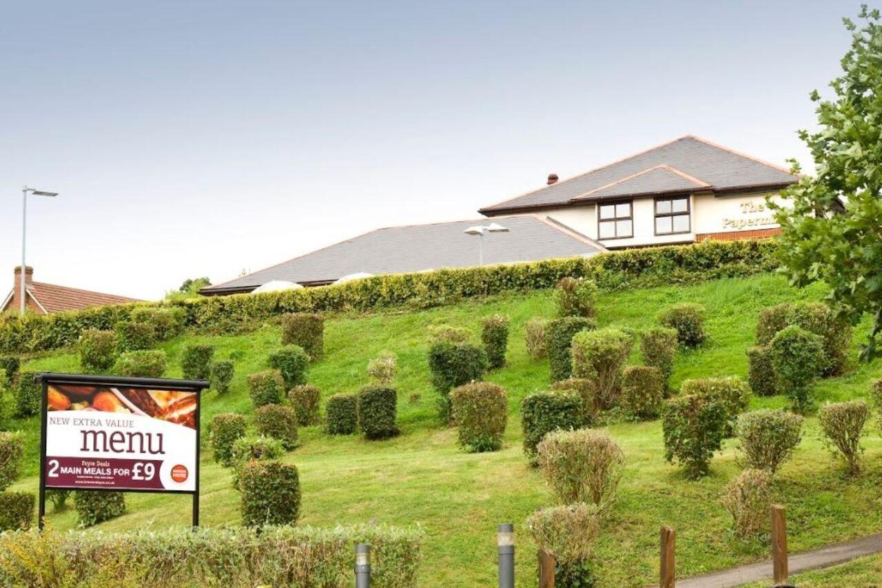 Premier Inn High Wycombe/Beaconsfield Ngoại thất bức ảnh