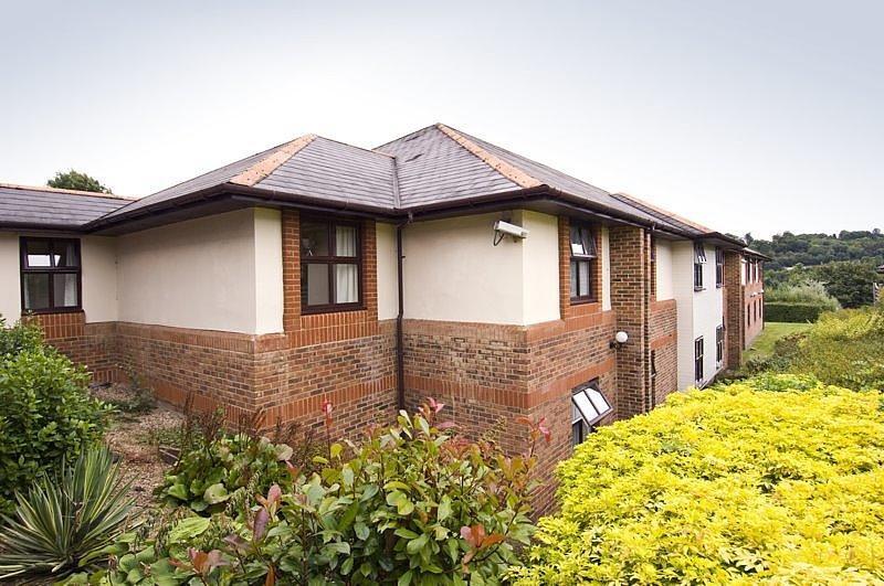Premier Inn High Wycombe/Beaconsfield Ngoại thất bức ảnh