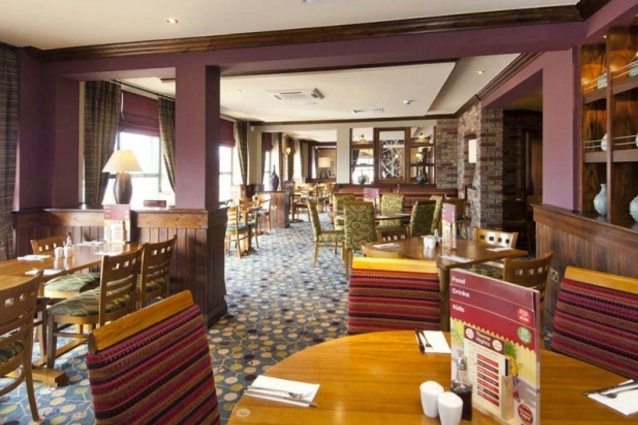 Premier Inn High Wycombe/Beaconsfield Ngoại thất bức ảnh